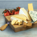 NATURA Kensington Cheese Board Square+in use